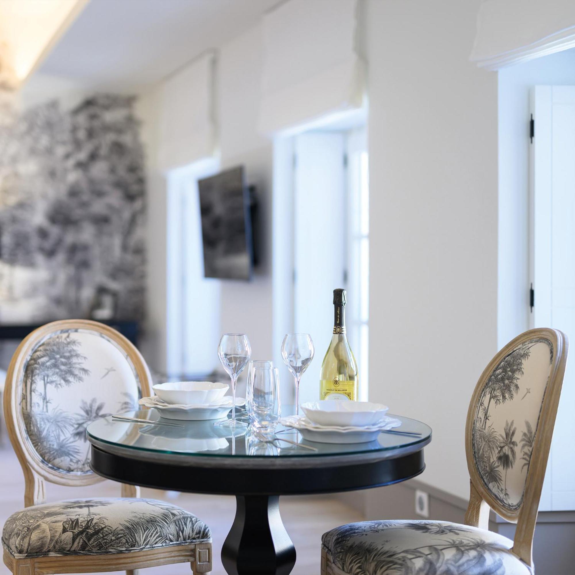 Les Suites Bb, Champagne Besserat De Bellefon エペルネー エクステリア 写真