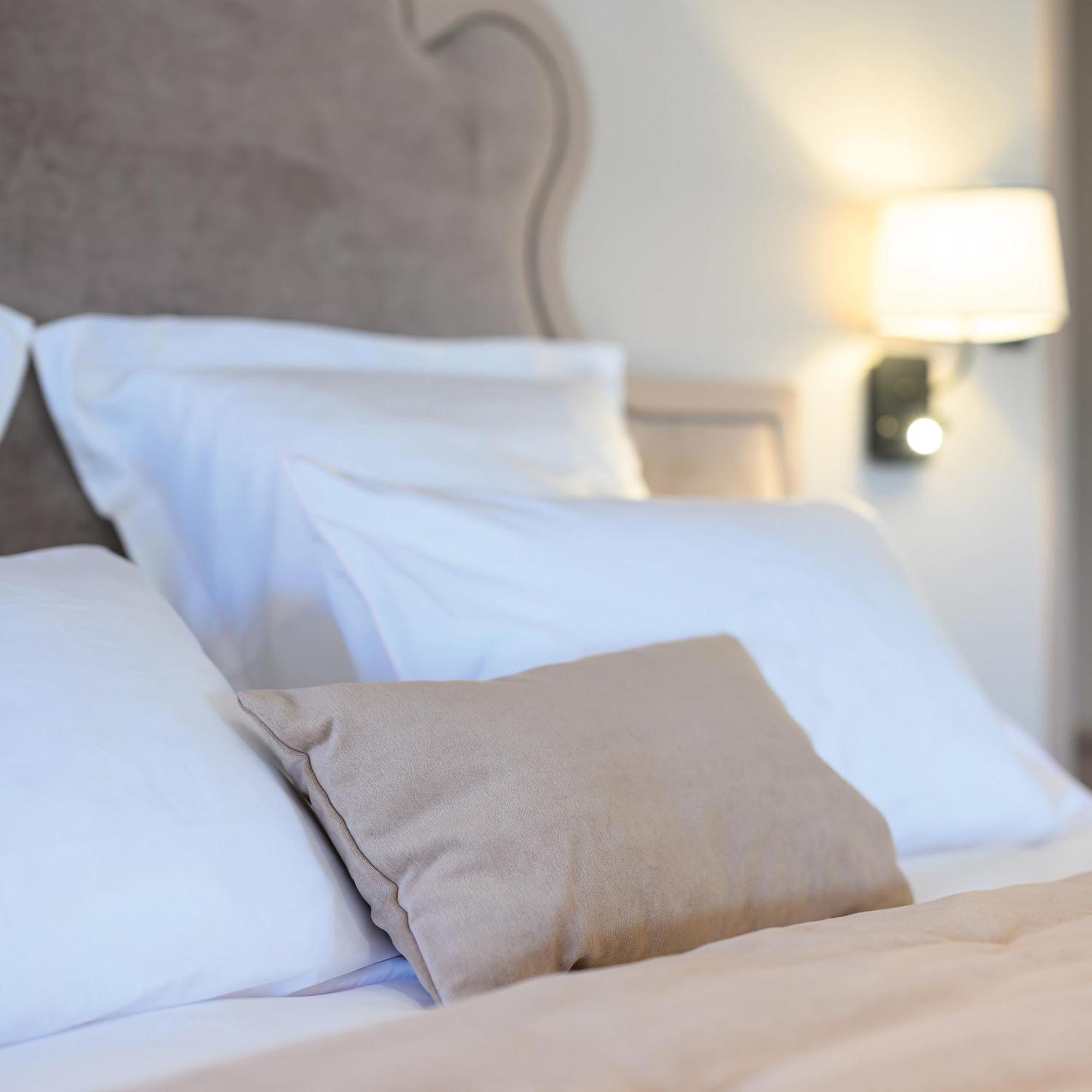 Les Suites Bb, Champagne Besserat De Bellefon エペルネー エクステリア 写真