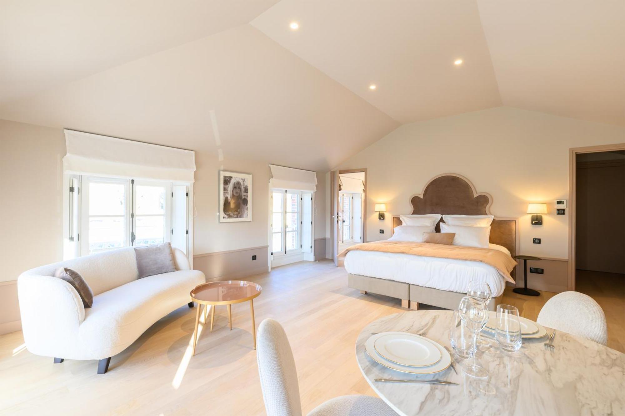 Les Suites Bb, Champagne Besserat De Bellefon エペルネー エクステリア 写真