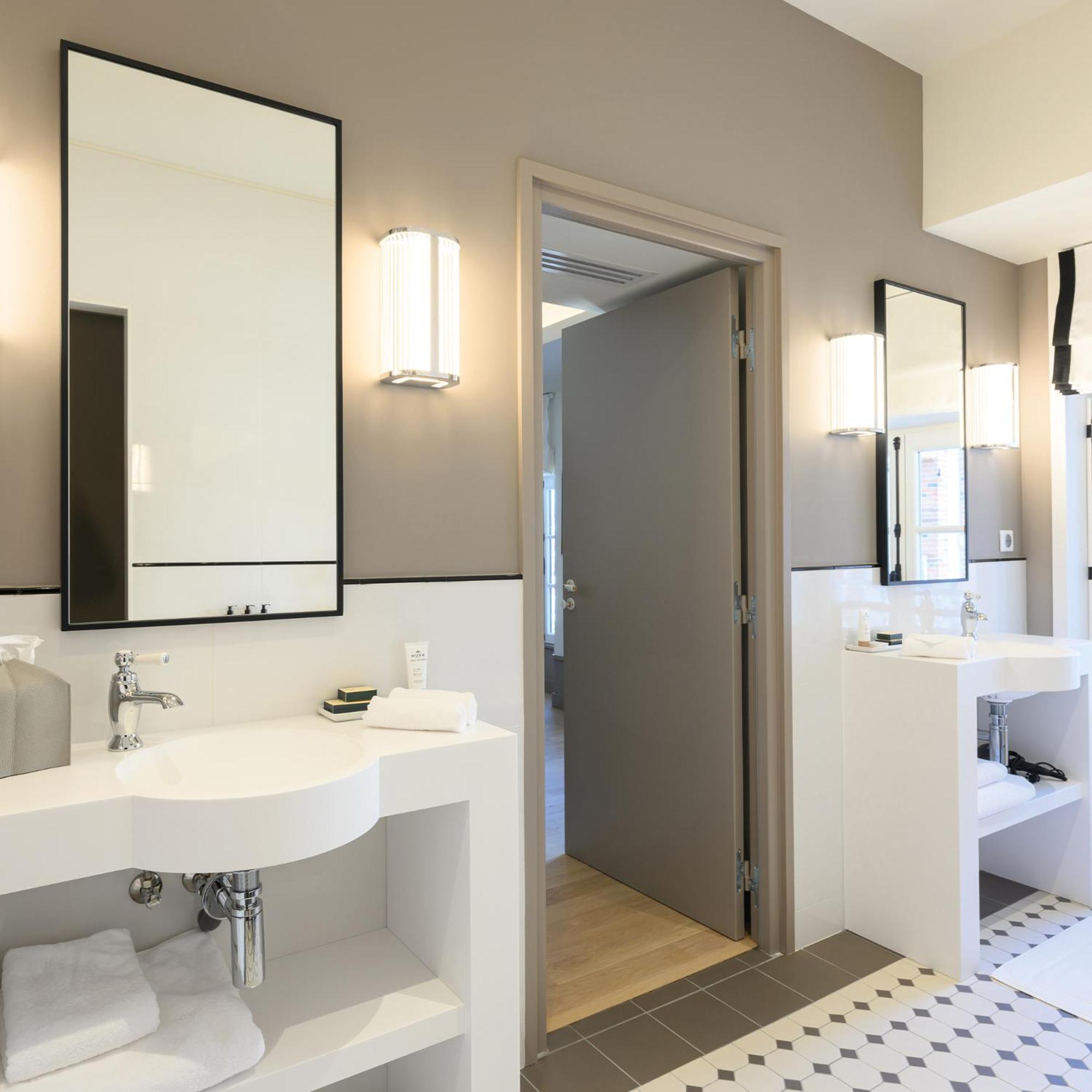 Les Suites Bb, Champagne Besserat De Bellefon エペルネー エクステリア 写真